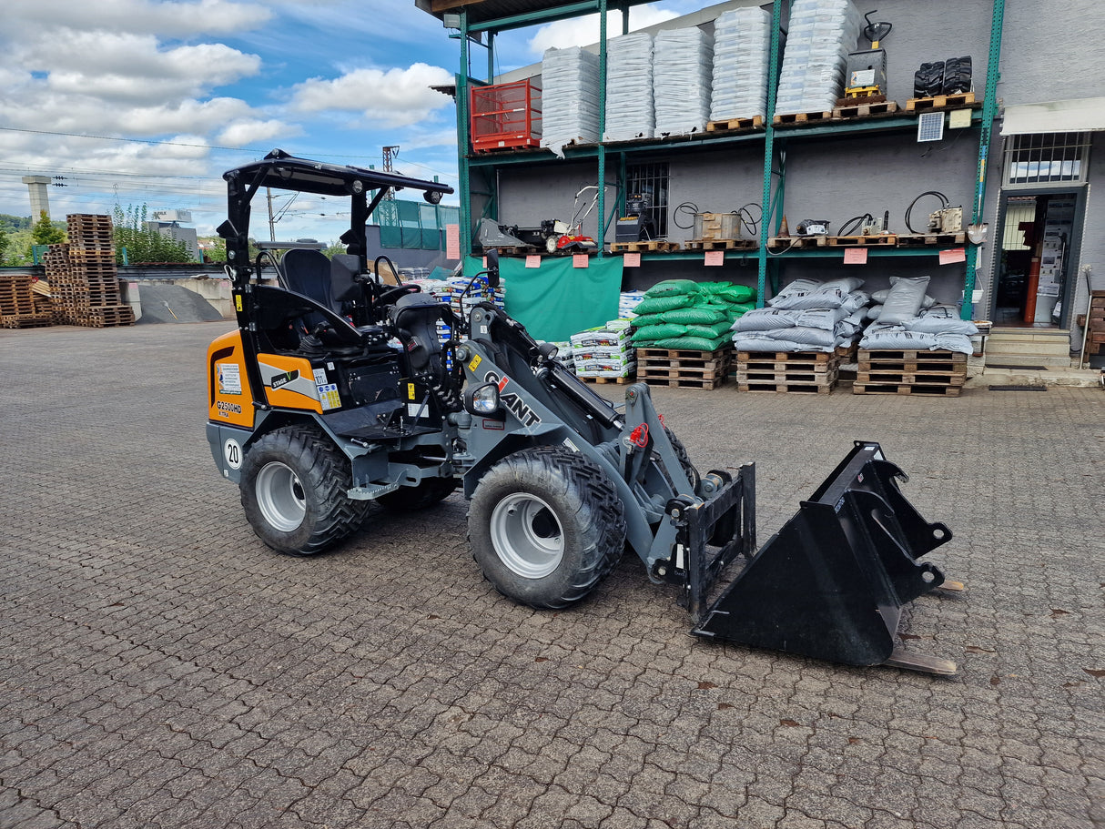 Giant G2500 X-TRA HD