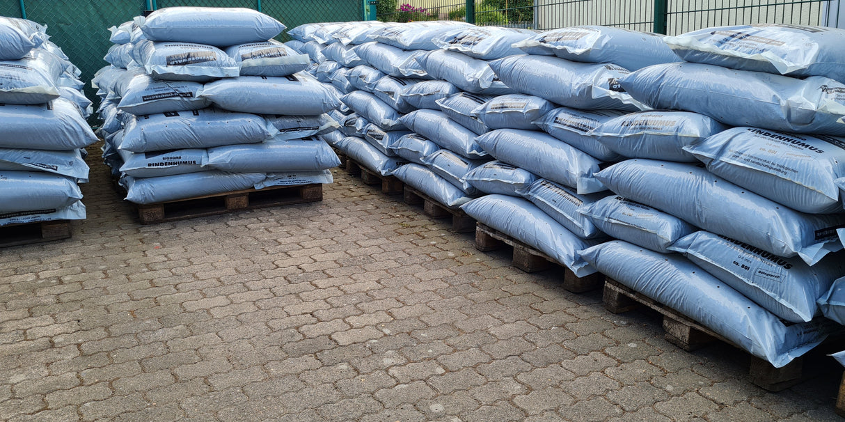 1 Palette (1200l) 15 X 80l Rindenmulch / Rindenhumus 0/8mm fein versandkostenfrei geliefert