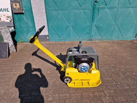 Rüttelplatte Stampfer Baumaschine mieten Vermietung 66-250kg 35€